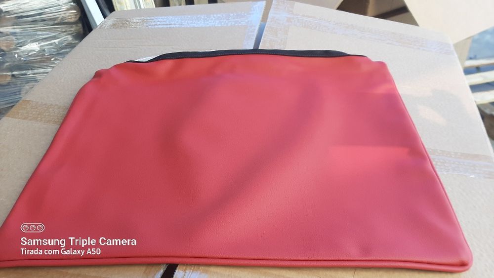 Forras antifogo para Almofadas em  vermelhas