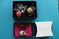 Zestaw trzech sztuk naszyjników - sztuczna biżuteria AVON i ORSAY