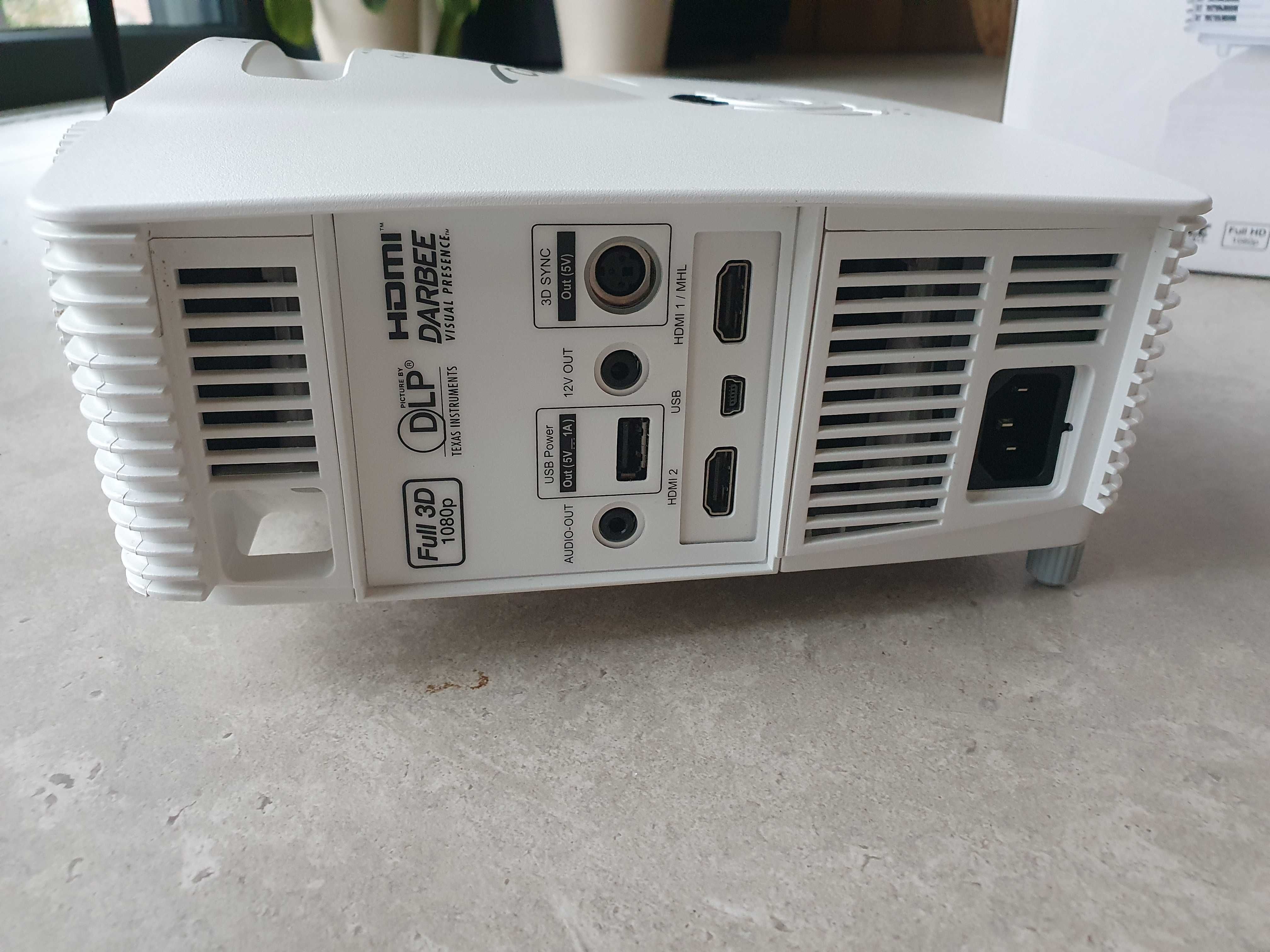 Rzutnik Optoma HD 39 Darbee DLP + uchwyt+ ekran multimedialny