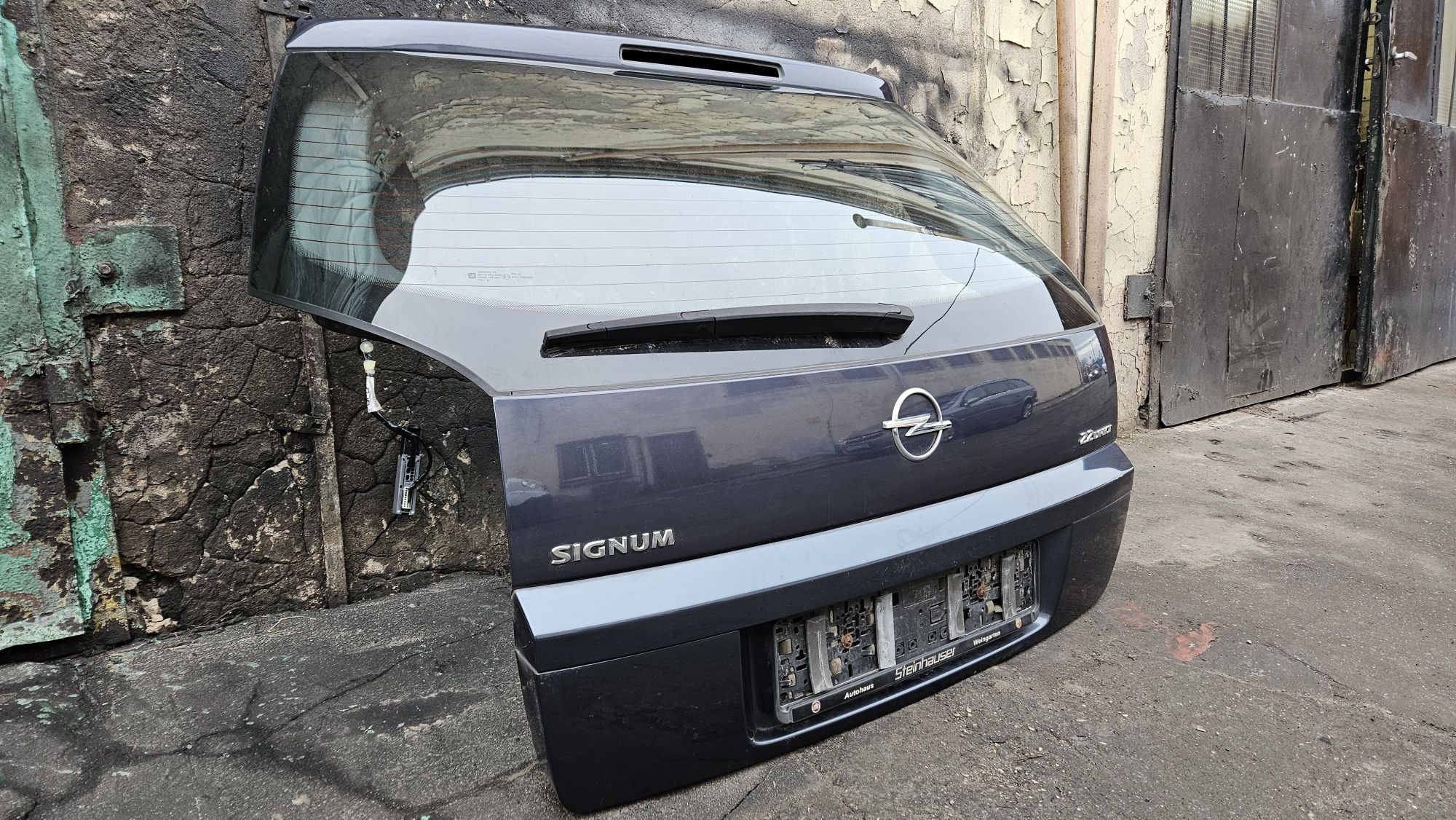 Klapa tył tylna tylnia bagażnika z168 opel signum