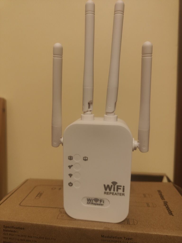 Wzmacniacz  Wi Fi