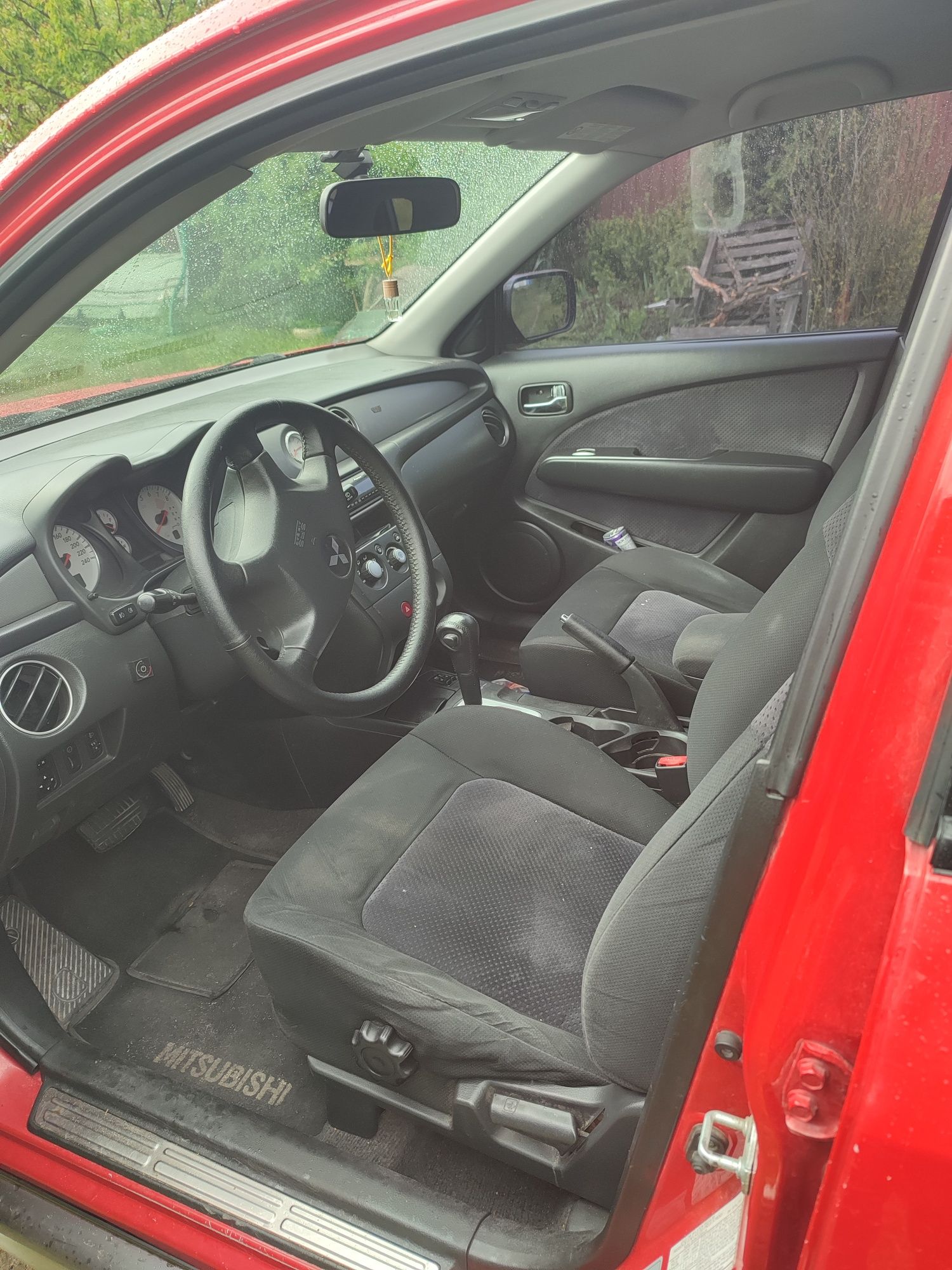 Mitsubishi outlander, продам