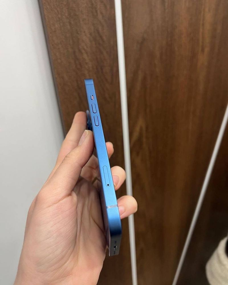 iPhone 13 Blue ( новий )