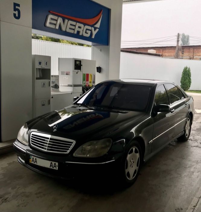 Мерседес-Бенц S600 W220