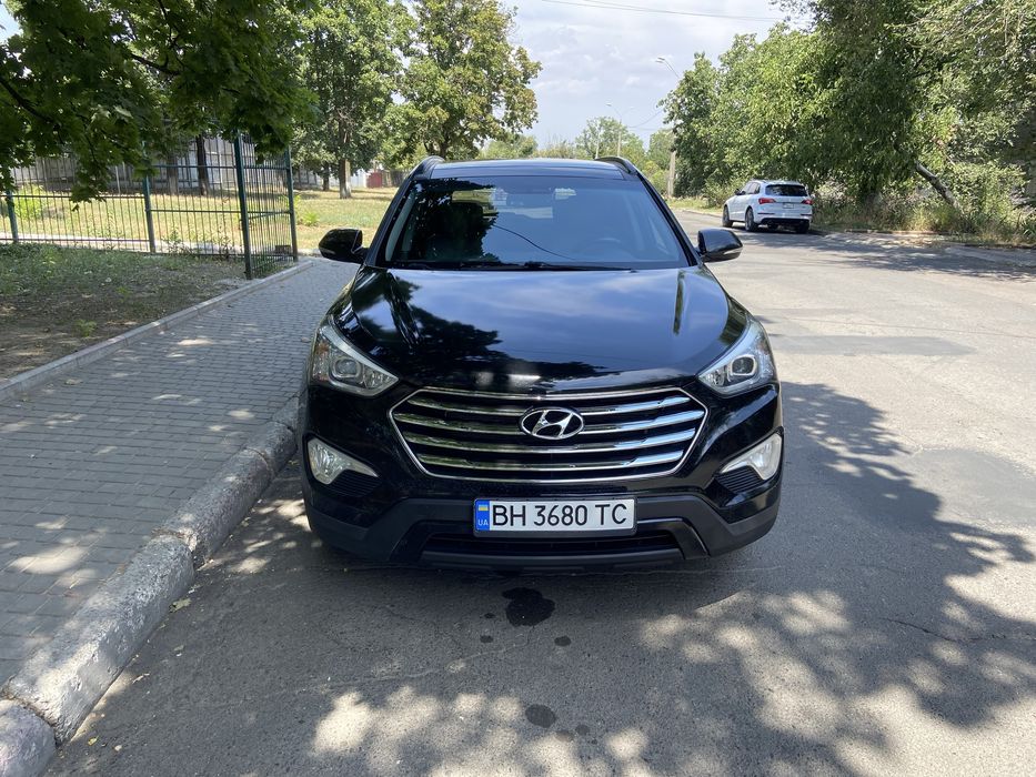 Hyundai grand santa fe