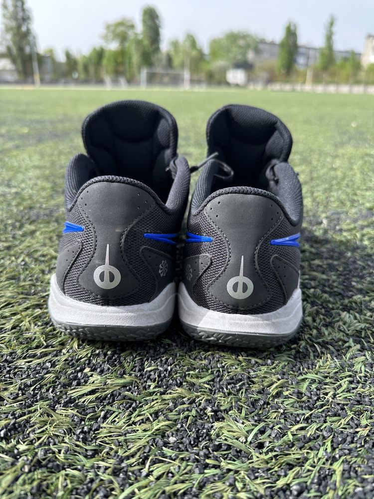 Продам оригінальні Nike Tiempo