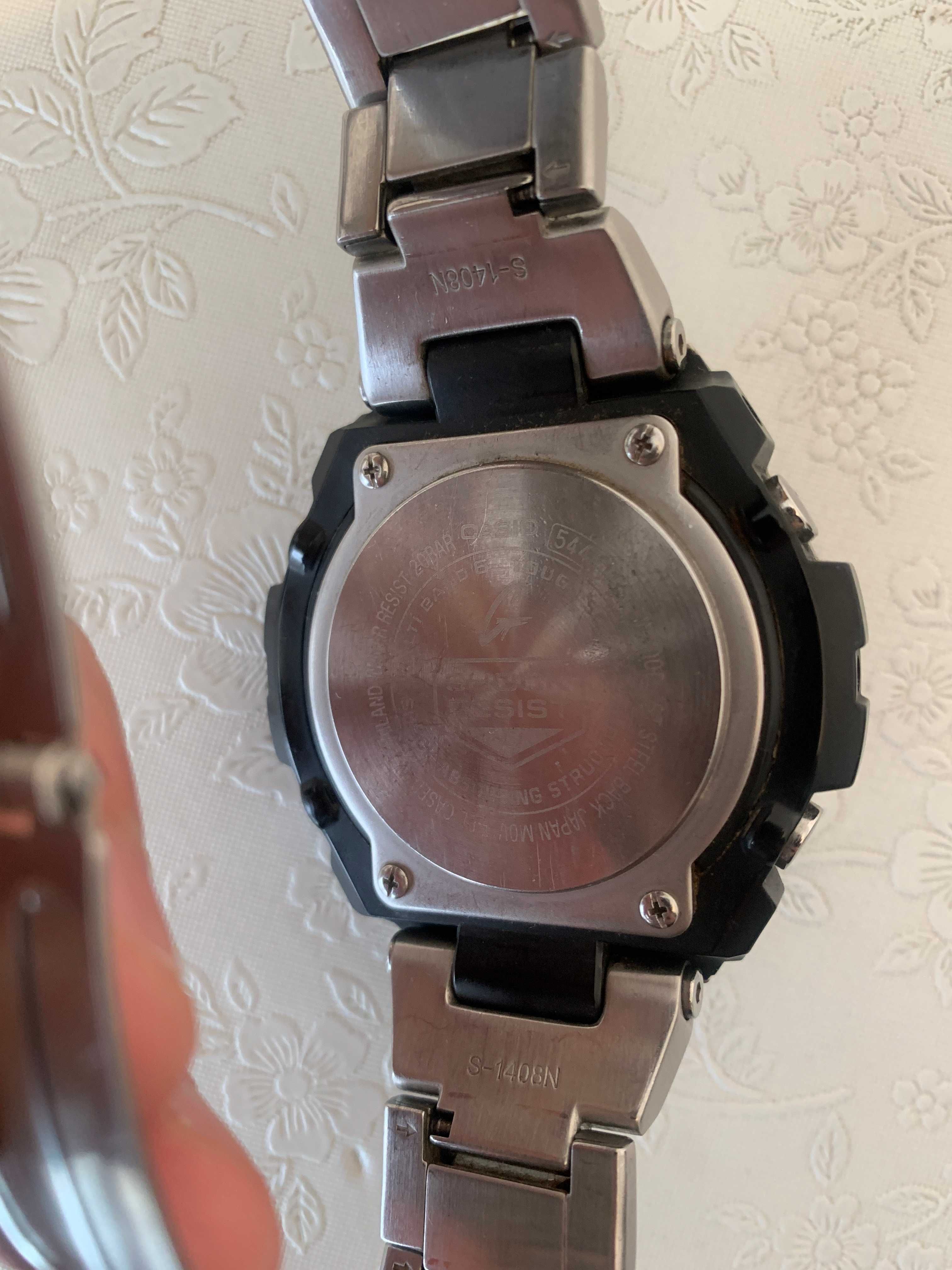 Sprzedam zegarek CASIO GST-W100D-1A4ER   5444