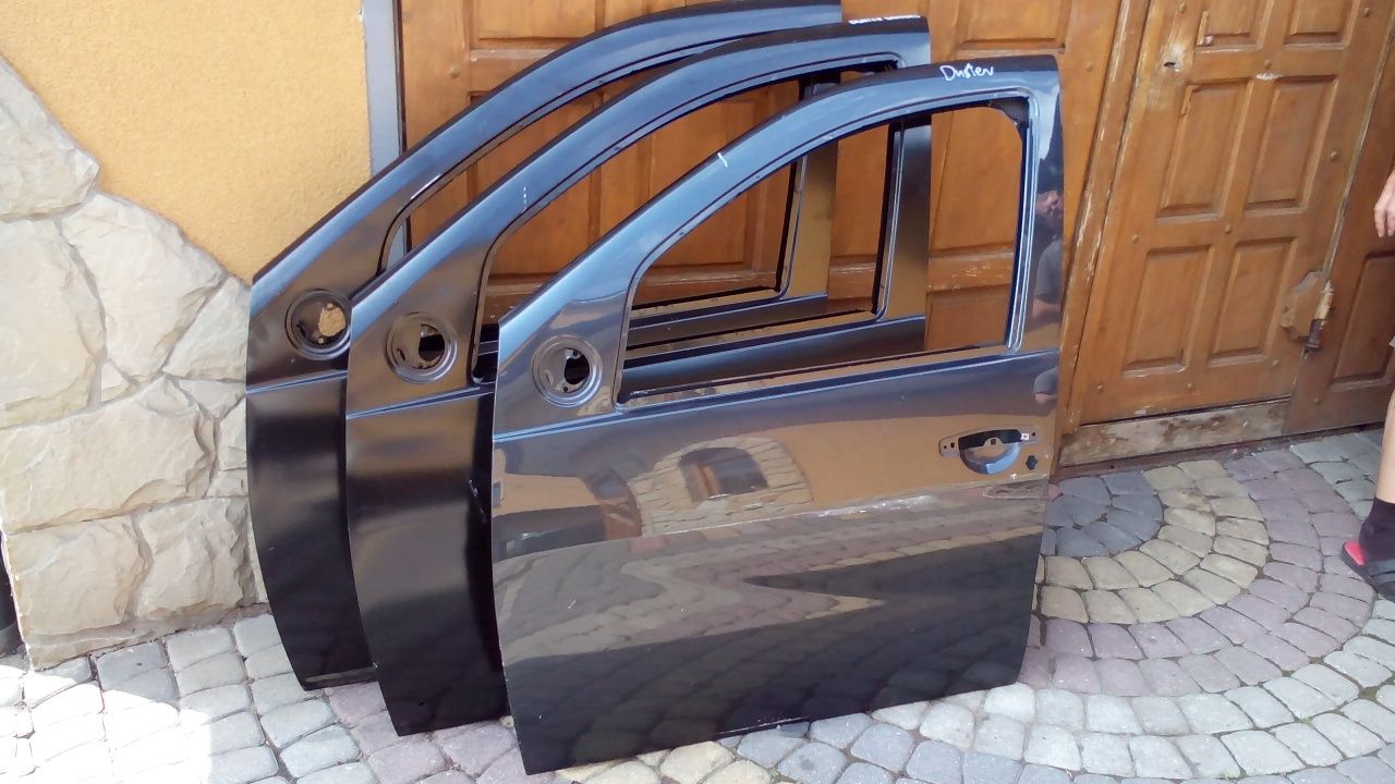 Двері для Рено Дастер Разборка Renault Dacia Duster Original
