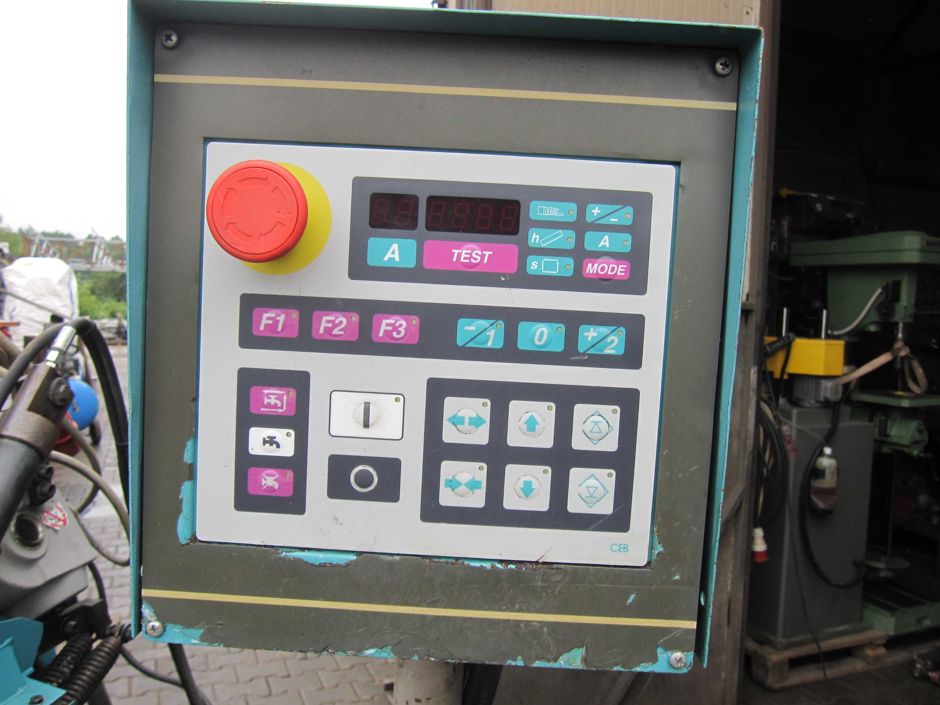 Piła taśmowa do metalu IMET BS 280 hydrauliczna uszkodzona