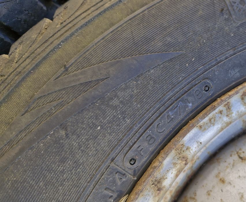 Koła zimowe vw t4 opony toyo 195/70/15  felgi stalowe