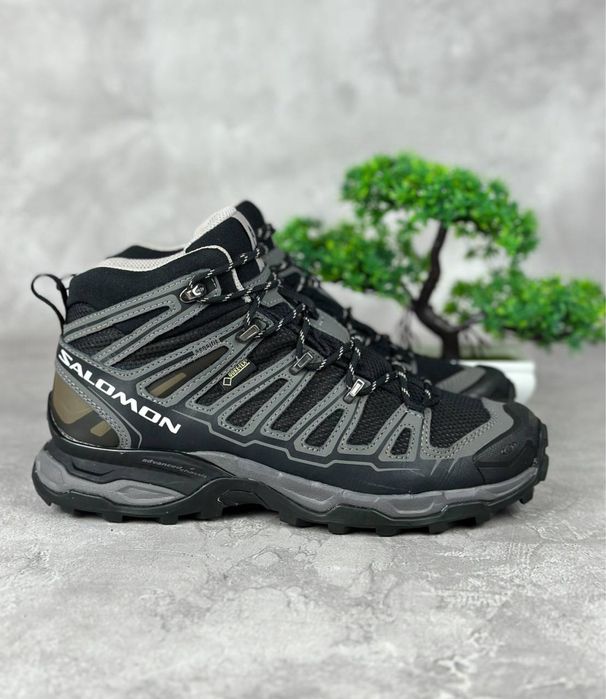 Ботинки Salomon gore-tex size 38