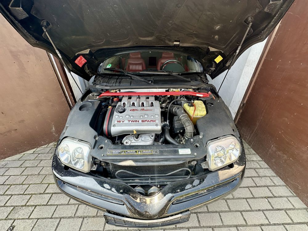 Alfa Romek Spider 916 2.0 T. Spark