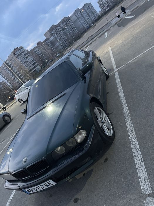 BMW E-38
