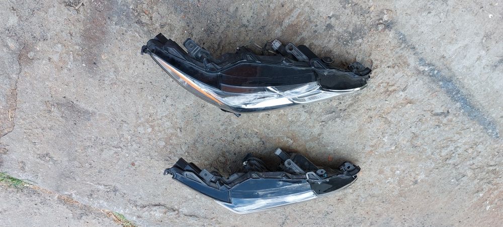 Фара Toyota Camry 70 usa правая Америка права оптика