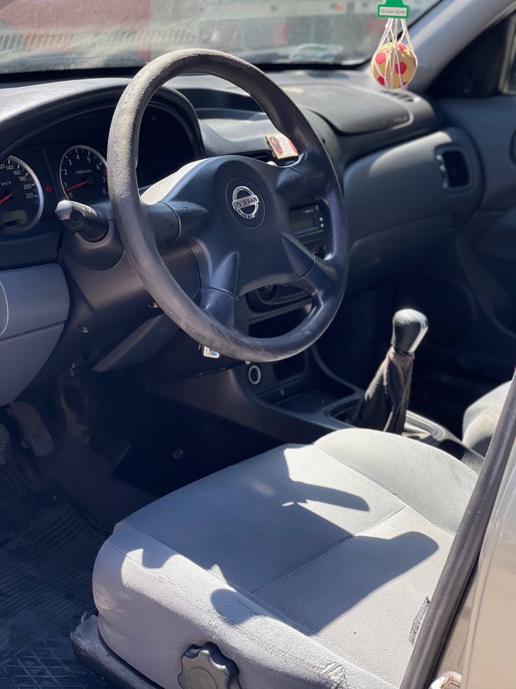 Nissan Almera 1.5LPG**Alufelgi**Klima**Mało pali**Zamiana**Długie OC**