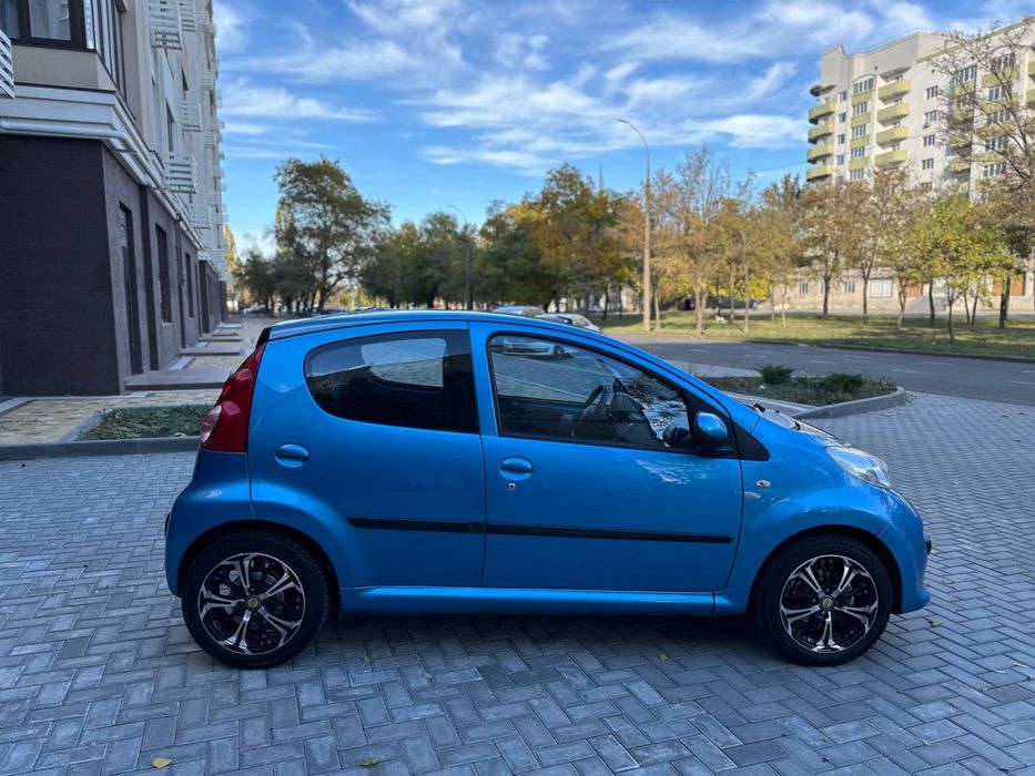 Продам Peugeot 107 2008 рік Автомат