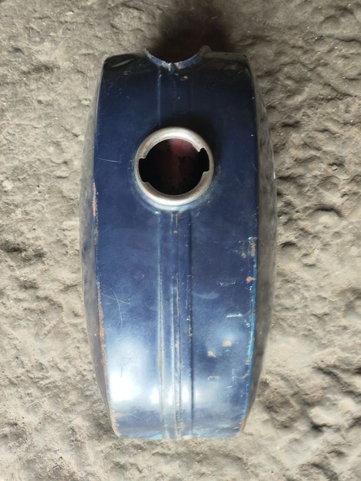 Продам топливный бак на мотоцикл Ява