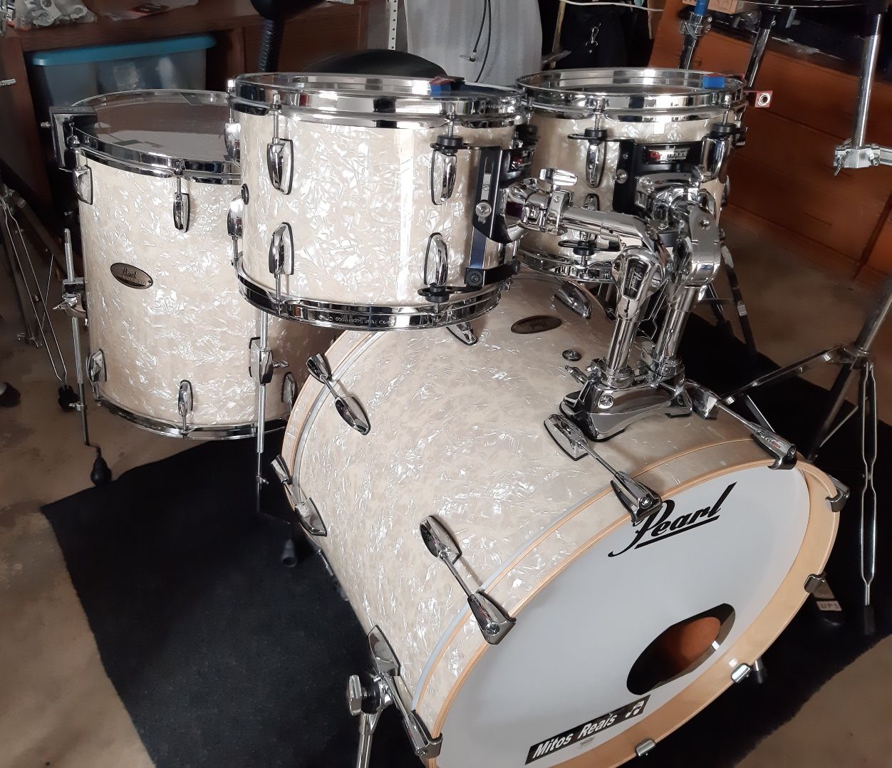 Bateria Pearl Session Studio Select 22  60% como nova