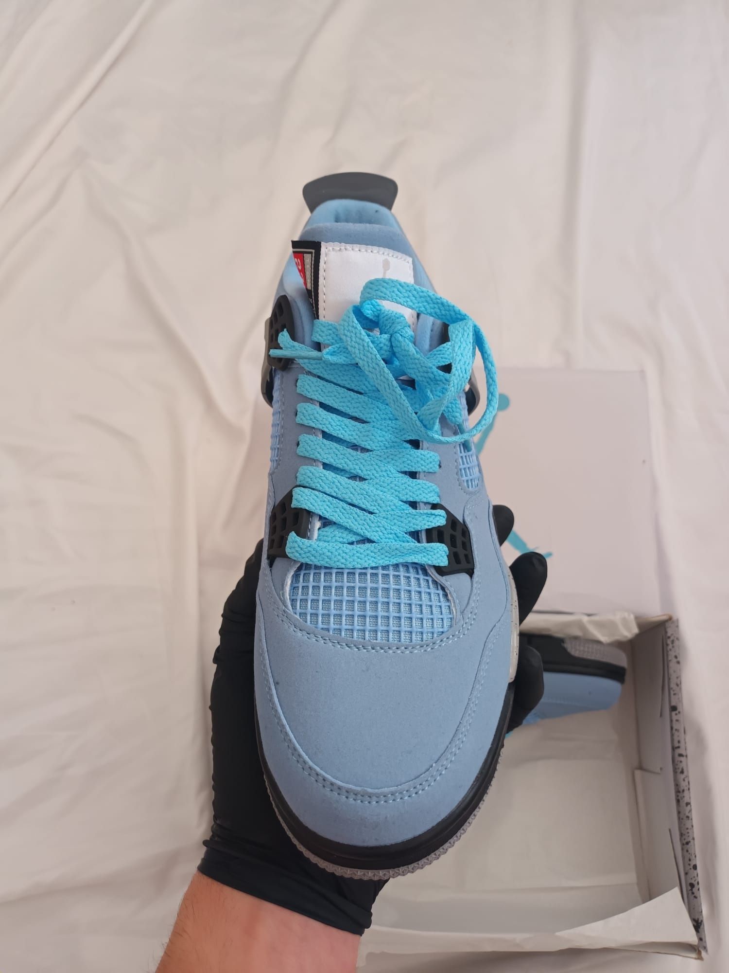 Jordan 4 University Blue 42