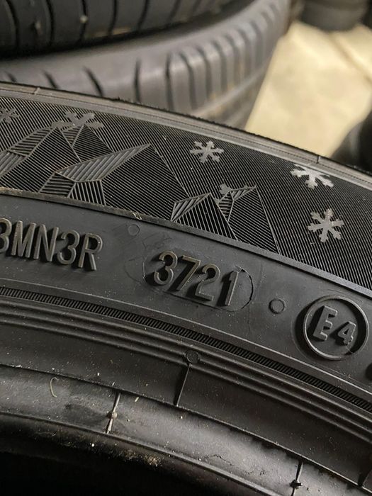 Opony zimowe NOWE 16 cali 195/55/16 SEMPERIT