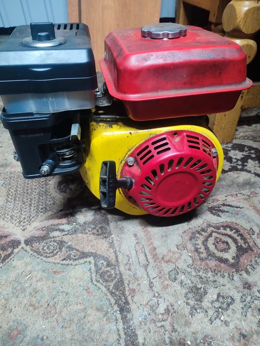 Двигун Кентавр 6,5 к.с.