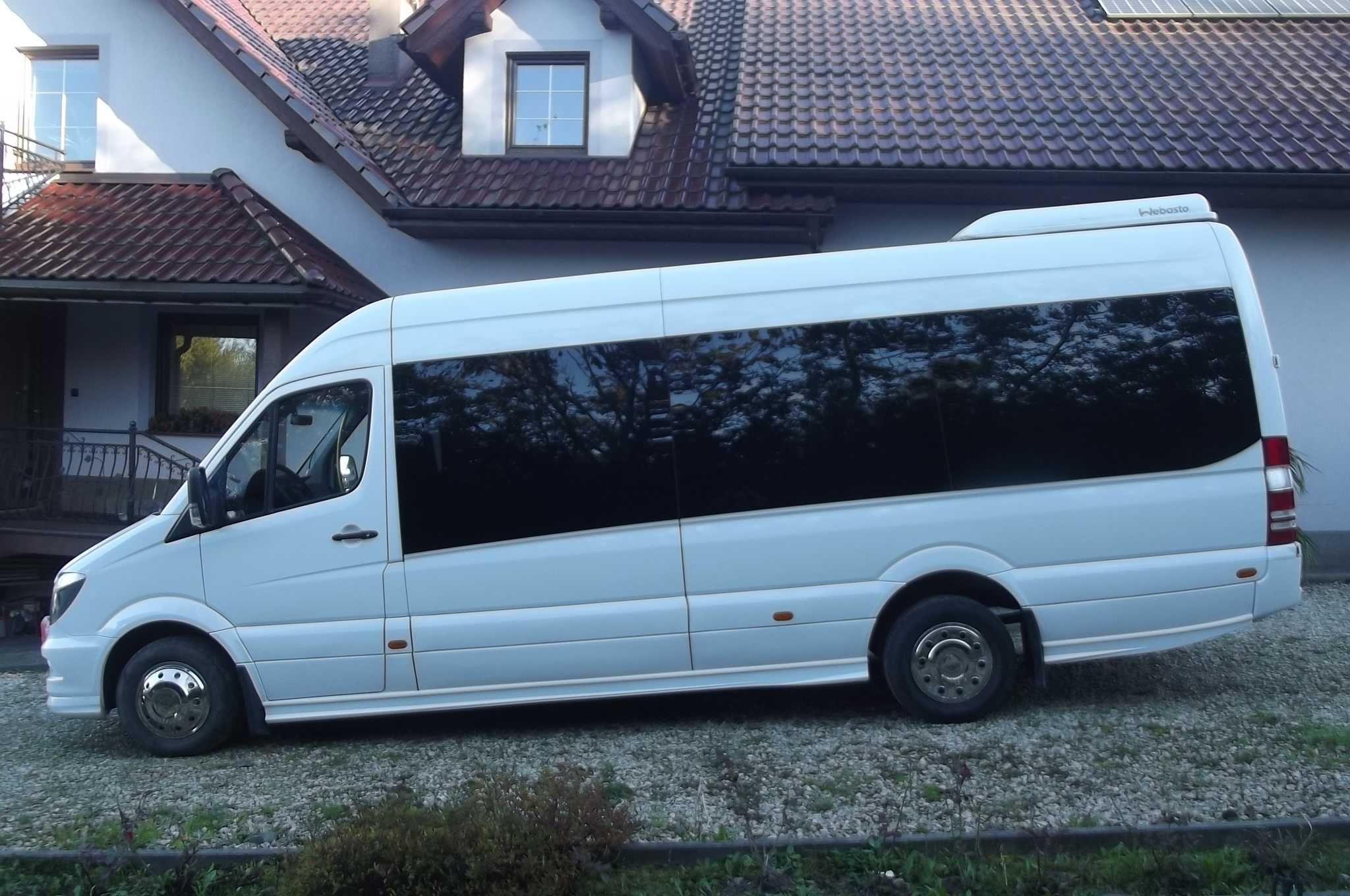 AUTOBUS sprinter 516 24 miejsca extra long klima  199000 netto