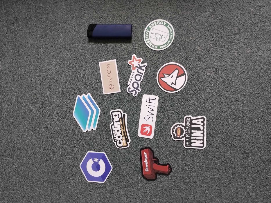 Naklejki laptop | informatyka | komputery | programowanie | wlepy NOWE