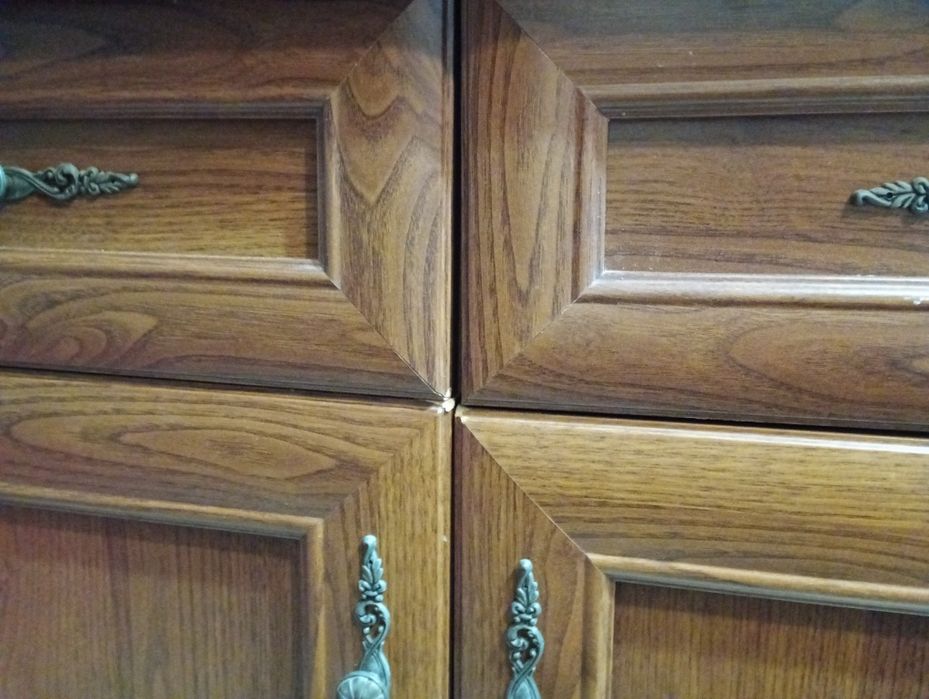 Комод Соната Kent з дверцятами та шухлядами