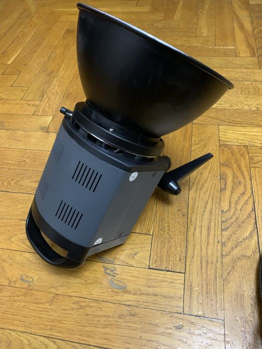 Продам осветитель Grifon QL-1000