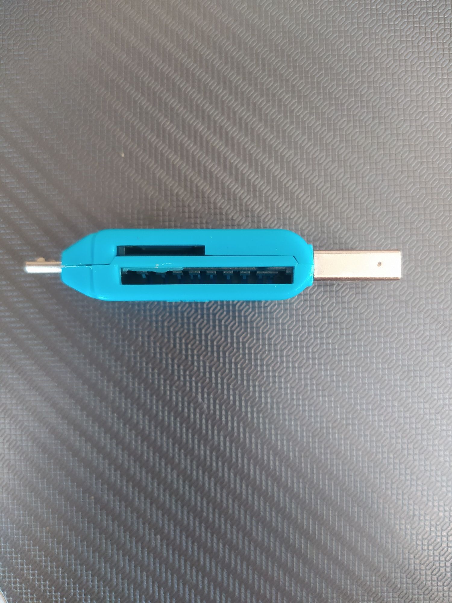 USB перехідник для карт пам'яті та телефонів/смартфонів