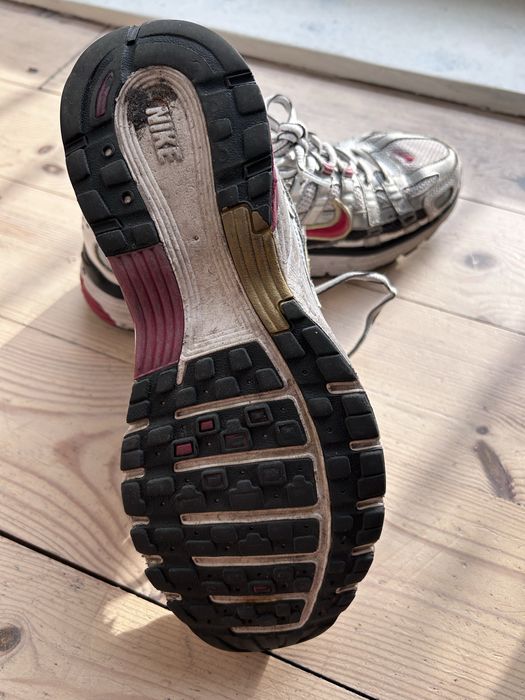 Trampki Nike p-6000 rozmiar 38