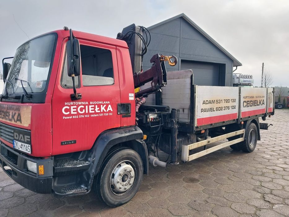 Samochód ciężarowy Daf 55 z żurawiem Hiab 071