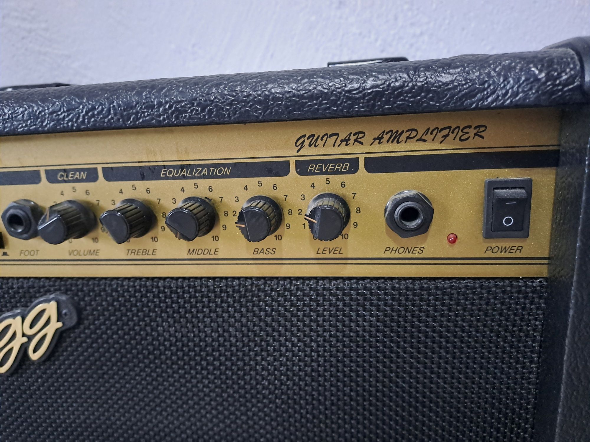 Gitara elektryczna Tenson plus wzmacniacz Stagg