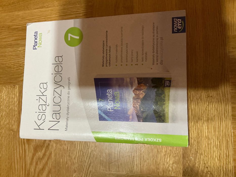 Sprzedam książkę nauczyciela geografia klasa 7