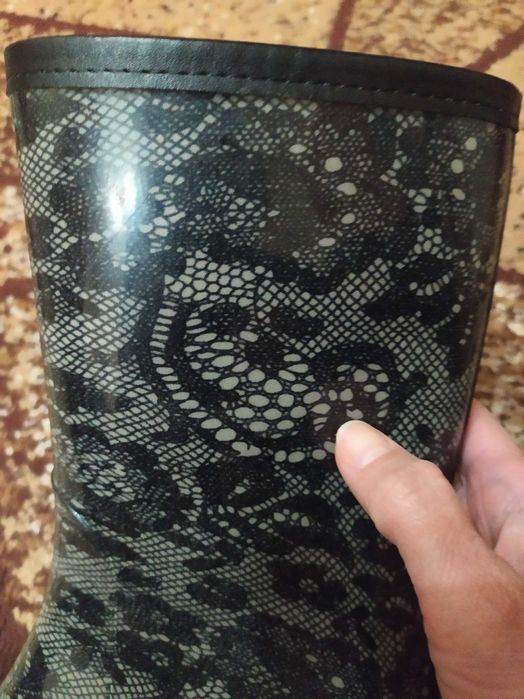 Женские резиновые сапоги 37р.