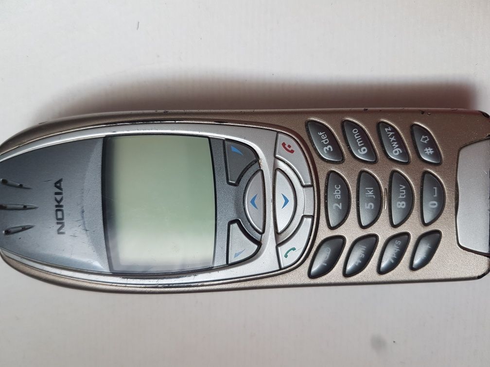 Nokia 6310 i telefon klasyk