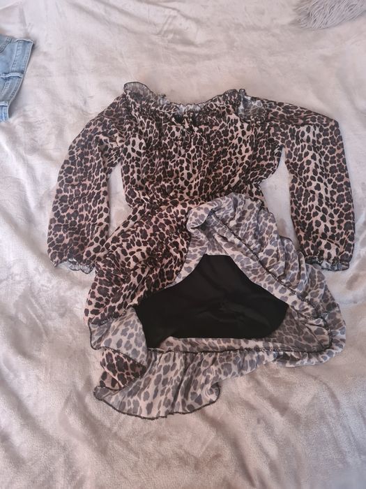 Sukienka w panterkę