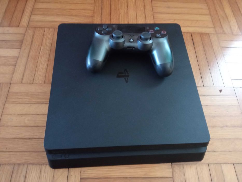 PlayStation 4 Slim 1Tb