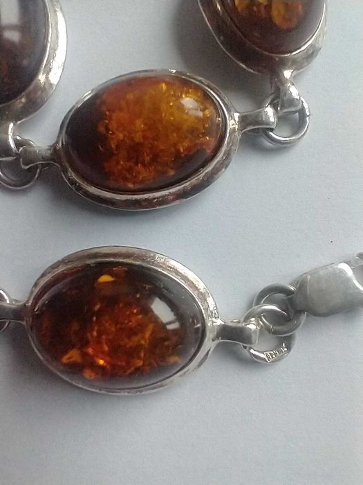 Bransoletka z bursztynu osadzonym w srebrze 925