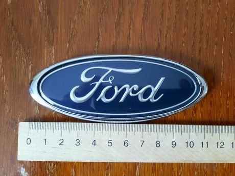 Знак Форд 11,5 см на 4,5 см