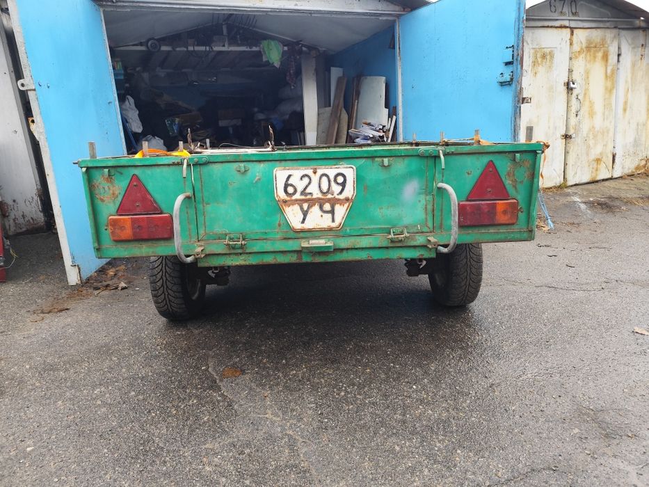 Причіп  легковий