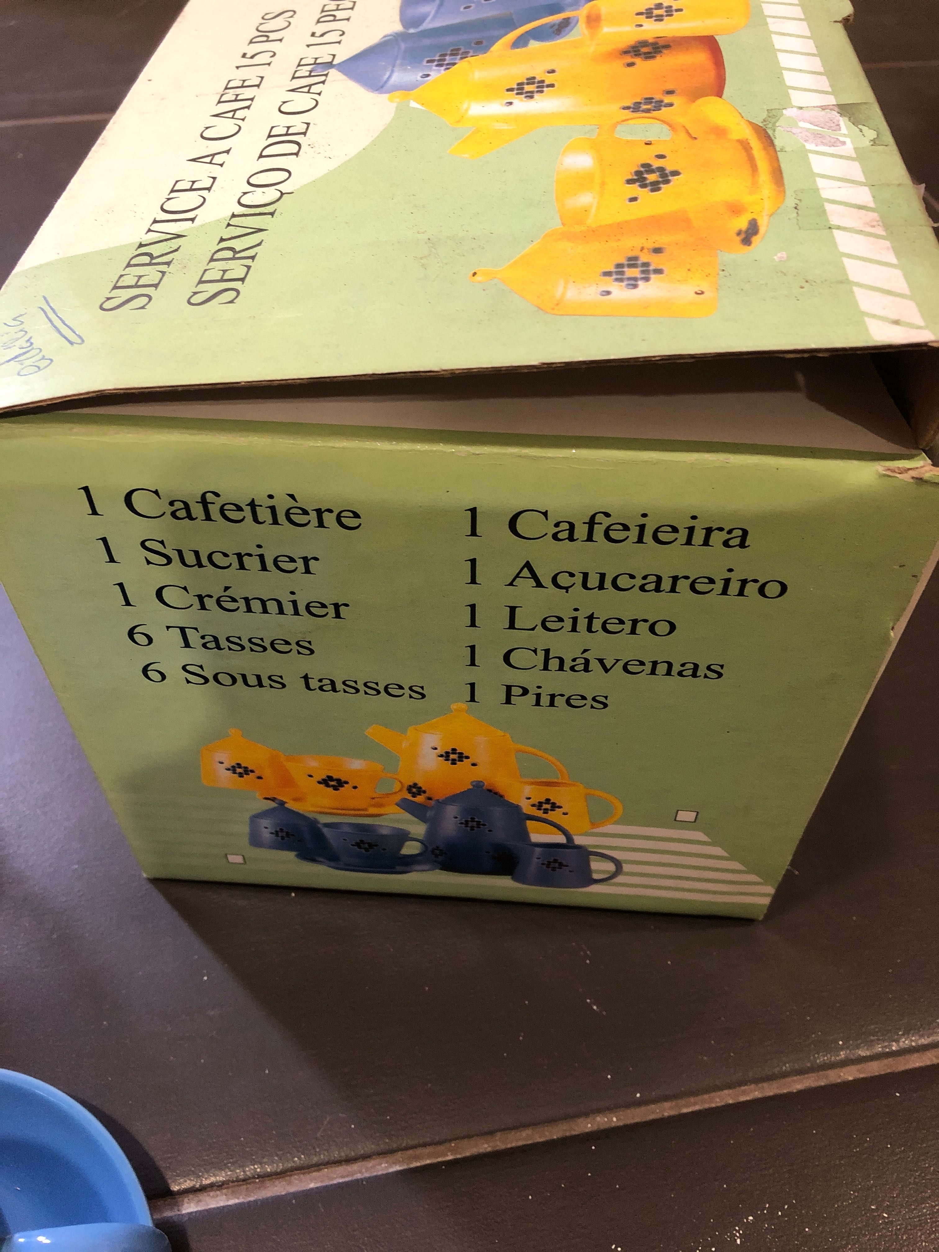Serviço de café 15 peças