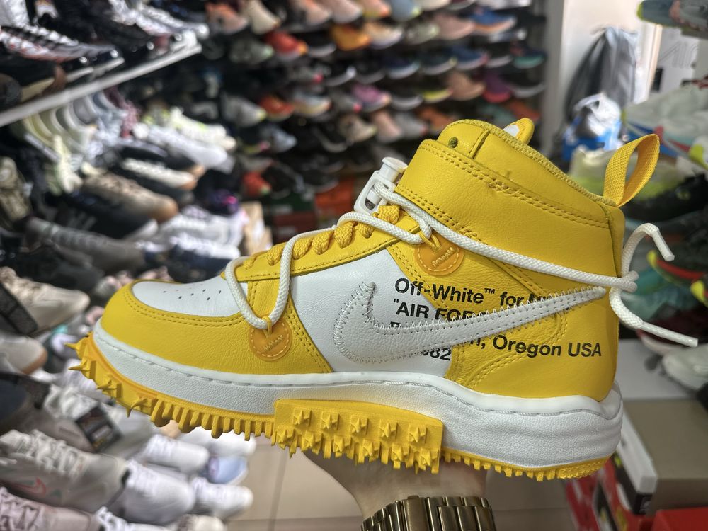 Кросівки Nike Air Force  1 mid SP c Off white Yellow ( РОЗМІР 38,5 )