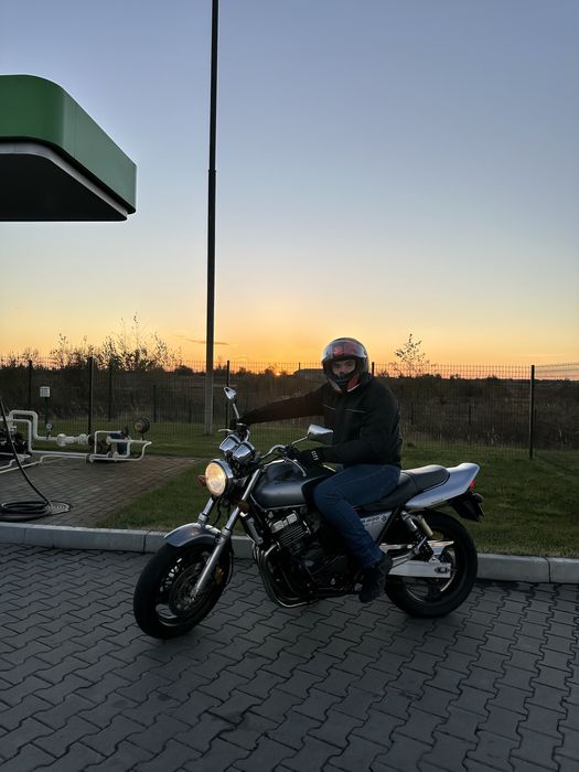 Мотоцикл Honda CB 400 SF