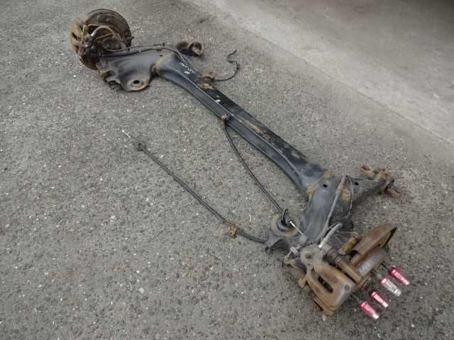 Mitsubishi Colt VI CZT 04-08 Z30 1,5 turbo tył tylna belka tylna oś