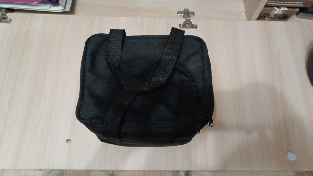 Автомобільний телевізор та dvd плеєр Technika