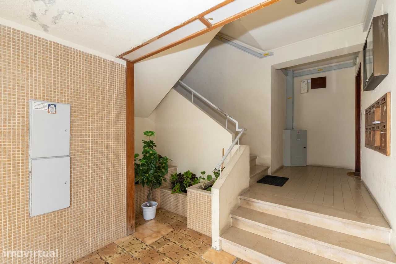 Vende-se T2 na Quinta dos Loios, Barreiro