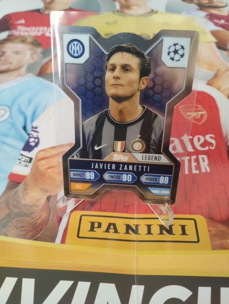 Topps match attax extra 2024/2025 chrome shield cx8 javier Zanetti