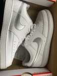 Nike Court Vision 40 białe
