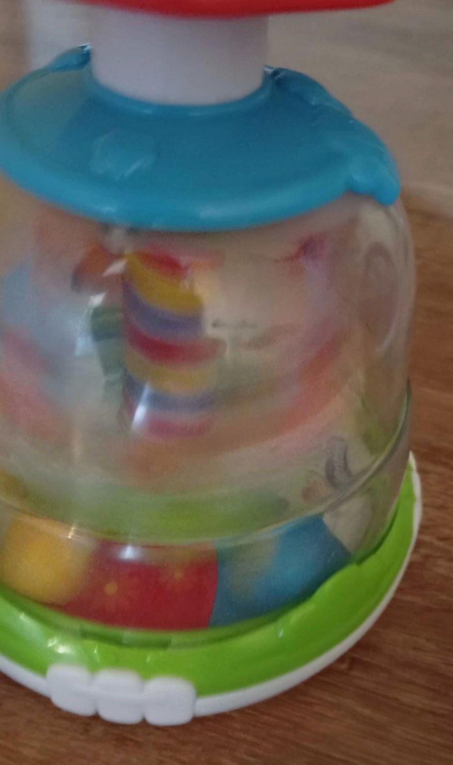 Baby Clementoni kolorowy bączek 9m plus karuzela ze zwierzętami